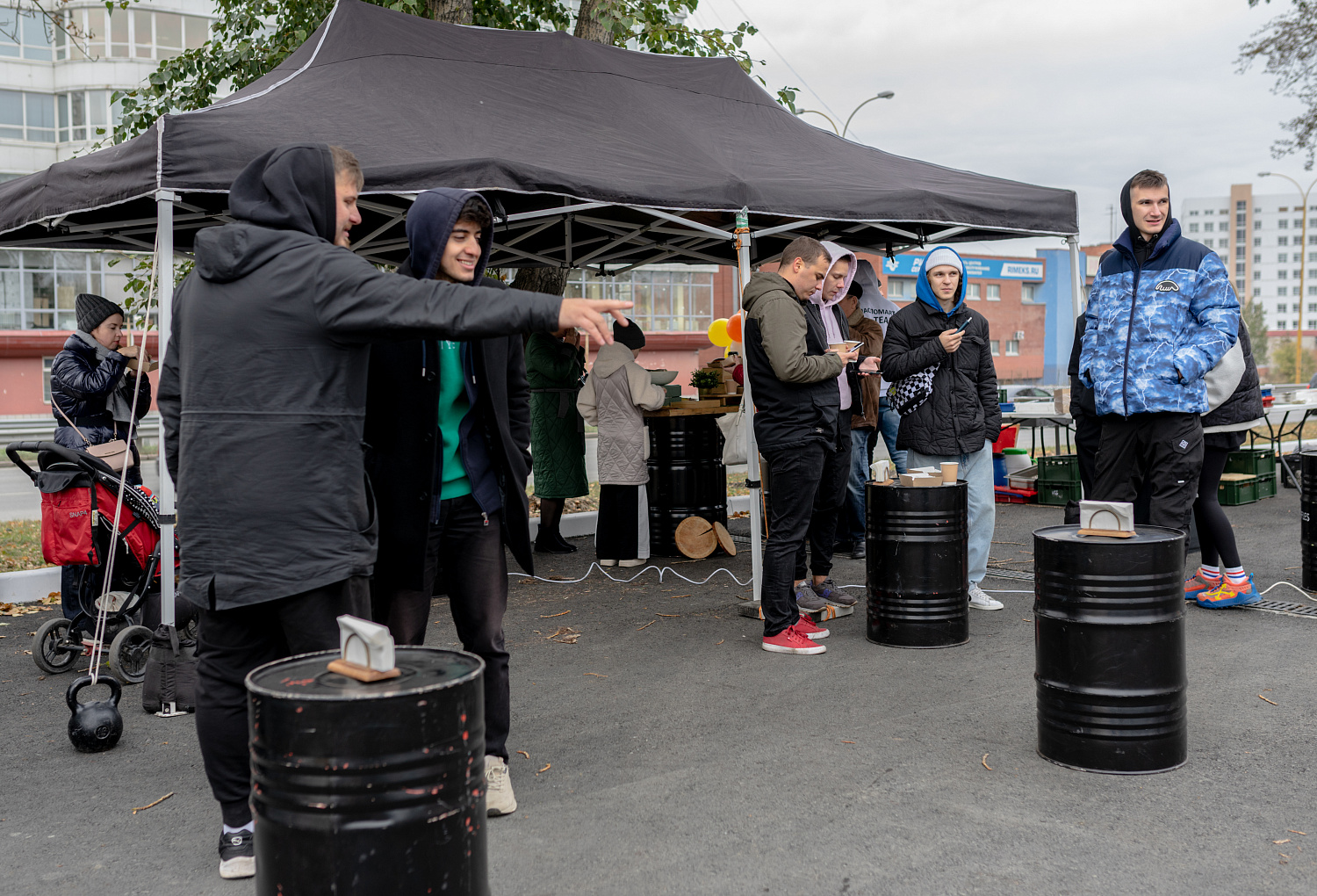 Фотоотчет с праздничного открытия в городе Е